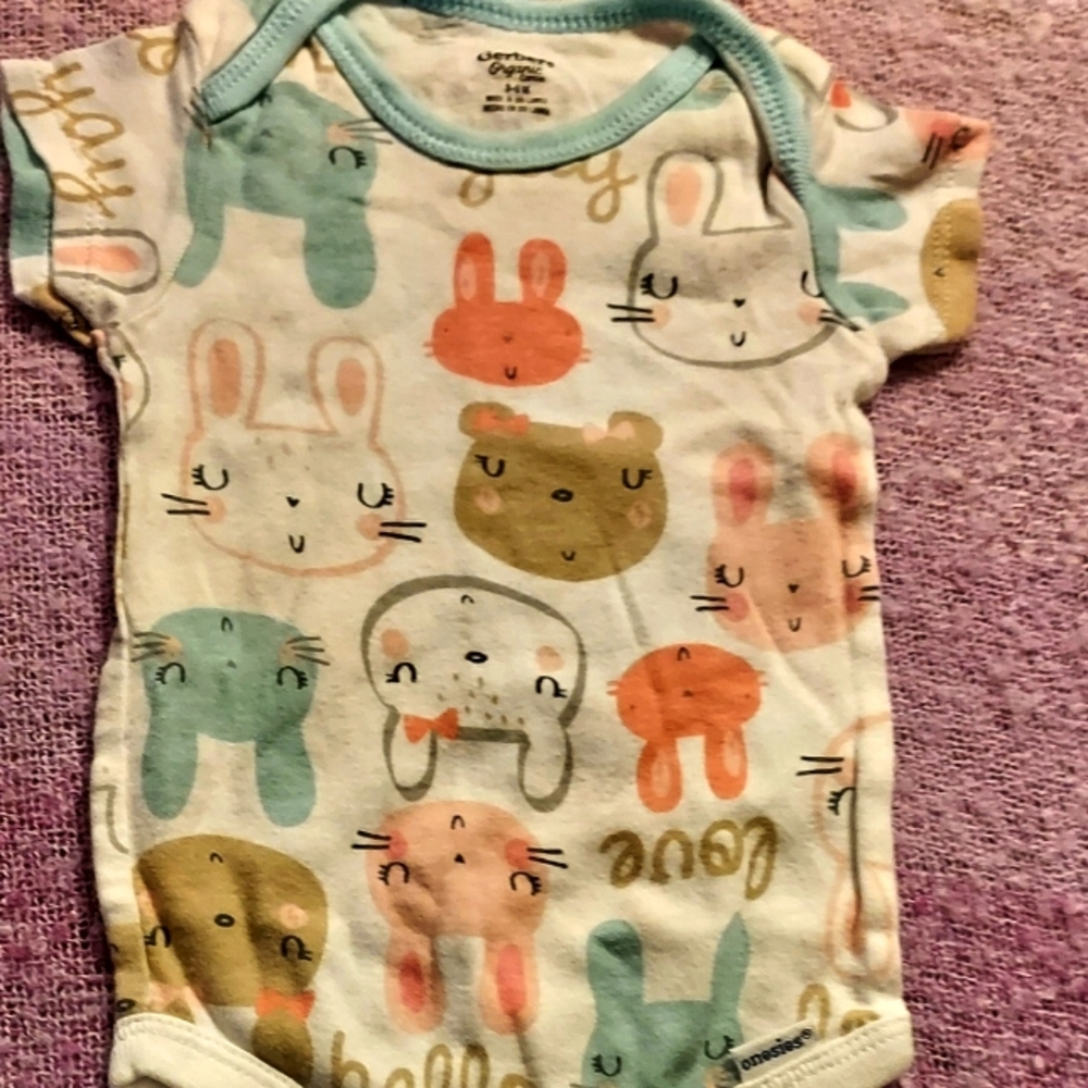 Gerber bunny onesie 3-6 mos